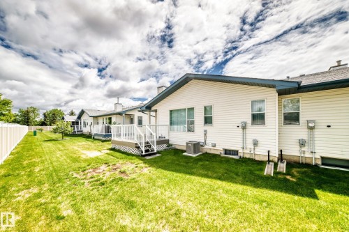 104 Maisonette Village, Leduc, AB 