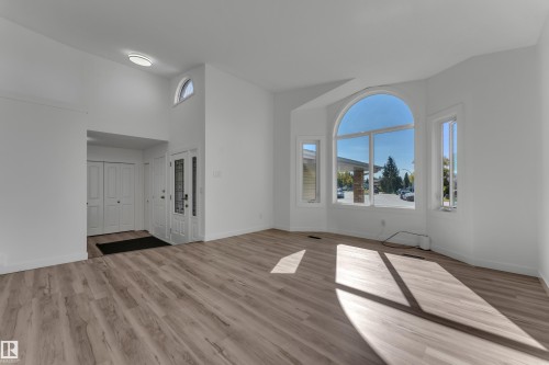 10018 173 Avenue Nw, Edmonton, AB 
