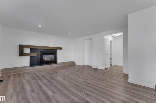 10018 173 Avenue Nw, Edmonton, AB 