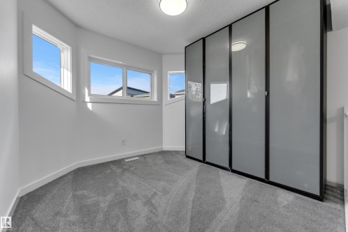 10018 173 Avenue Nw, Edmonton, AB 