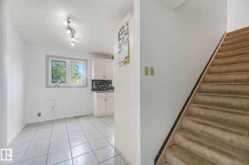 10410 Lauder Avenue Nw, Edmonton, AB 