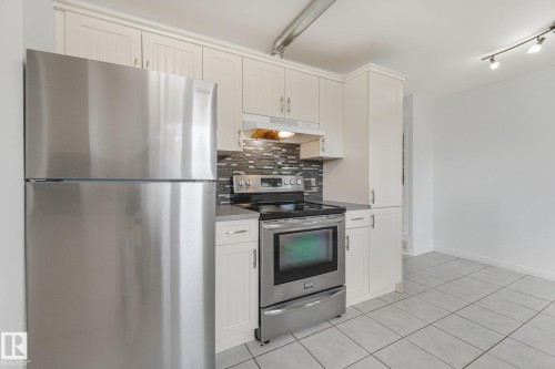 10410 Lauder Avenue Nw, Edmonton, AB 