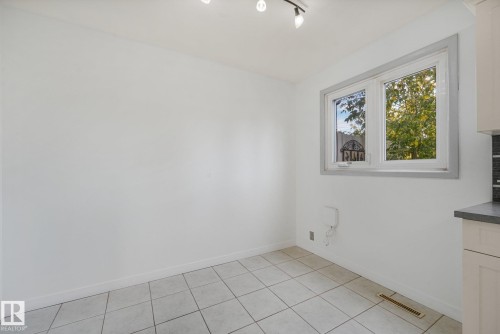 10410 Lauder Avenue Nw, Edmonton, AB 