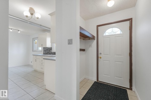 10410 Lauder Avenue Nw, Edmonton, AB 
