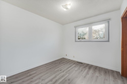 10410 Lauder Avenue Nw, Edmonton, AB 