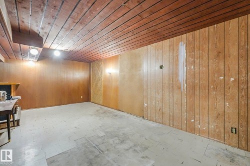 10410 Lauder Avenue Nw, Edmonton, AB 