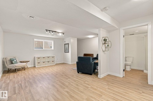 1908 36 Avenue Nw, Edmonton, AB 