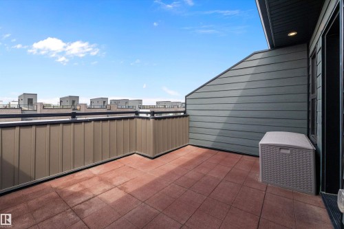 7817 Yorke Road Nw, Edmonton, AB 