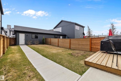 7817 Yorke Road Nw, Edmonton, AB 