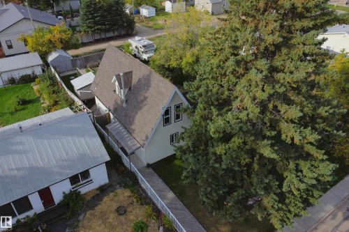 4947 49 Avenue   Barrhead, AB T7N 1G6