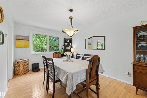 4 Greenwood Place, St. Albert, AB 