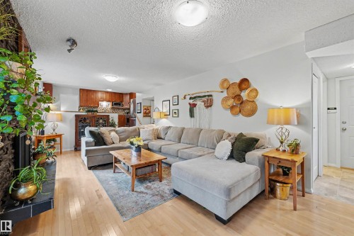 4 Greenwood Place, St. Albert, AB 