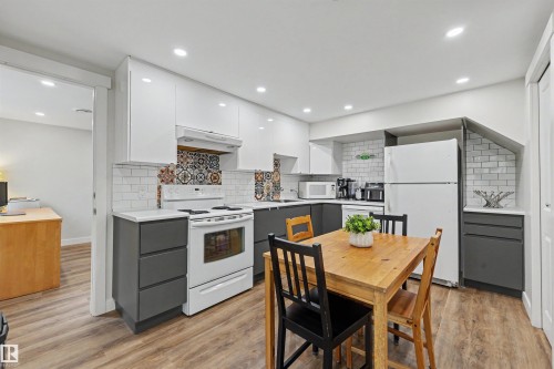 4 Greenwood Place, St. Albert, AB 