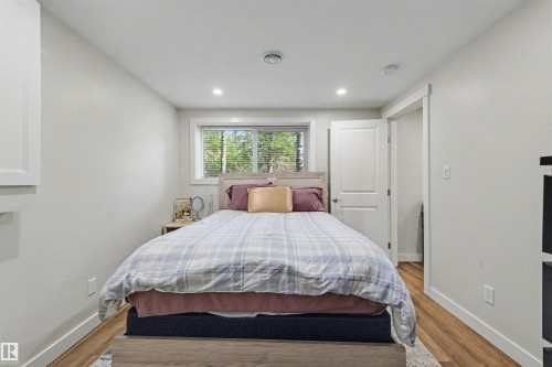 4 Greenwood Place, St. Albert, AB 