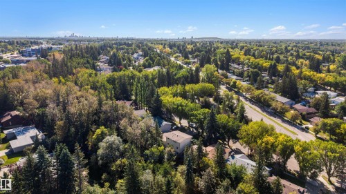 4 Greenwood Place, St. Albert, AB 