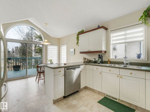 122 Haddow Close Nw, Edmonton, AB 