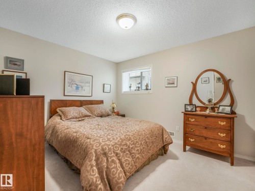 122 Haddow Close Nw, Edmonton, AB 
