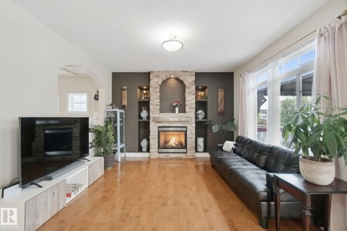 6415 Sandin Crescent Nw, Edmonton, AB 