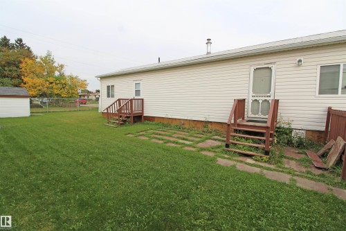 Large lot - #16 4202 45 St, Wetaskiwin, AB 