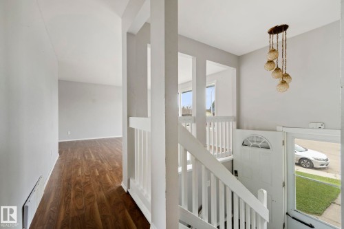 6 Campbell Cres, Stony Plain, AB 