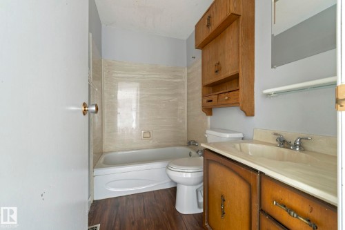 6 Campbell Cres, Stony Plain, AB 