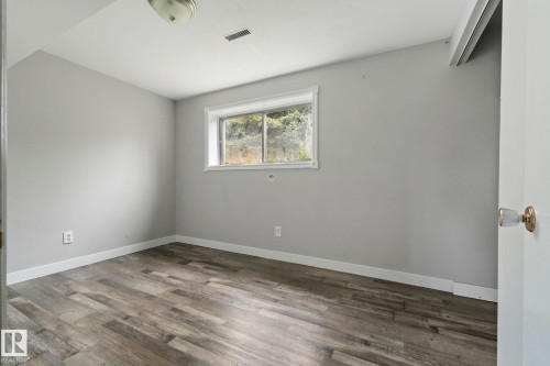 6 Campbell Cres, Stony Plain, AB 