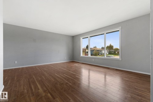 6 Campbell Cres, Stony Plain, AB 