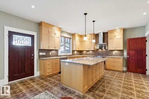 11032 80 Avenue Nw, Edmonton, AB 