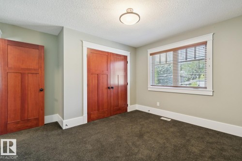 11032 80 Avenue Nw, Edmonton, AB 
