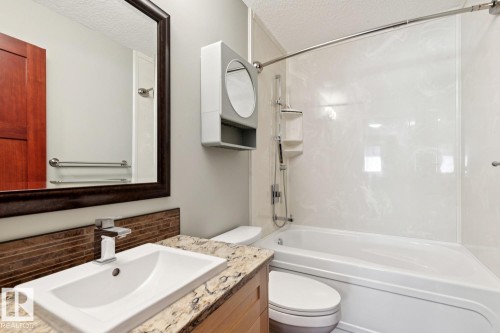 11032 80 Avenue Nw, Edmonton, AB 