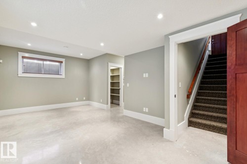 11032 80 Avenue Nw, Edmonton, AB 