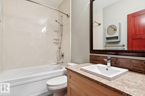 11032 80 Avenue Nw, Edmonton, AB 