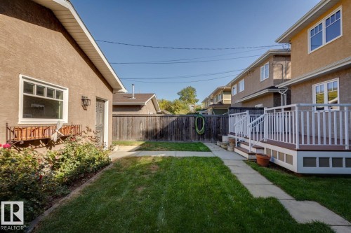 11032 80 Avenue Nw, Edmonton, AB 