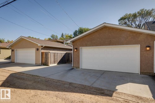 11032 80 Avenue Nw, Edmonton, AB 