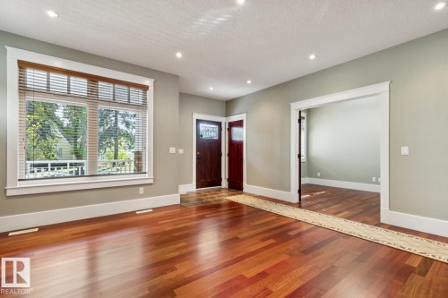 11032 80 Avenue Nw, Edmonton, AB 