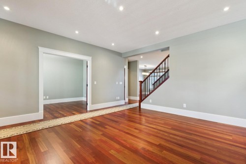 11032 80 Avenue Nw, Edmonton, AB 