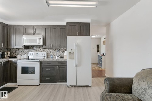 8508 149A Avenue Nw, Edmonton, AB 