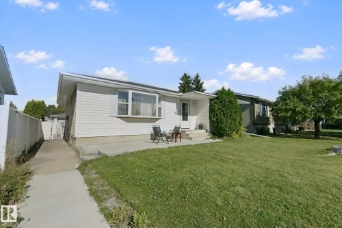 8508 149A Avenue Nw, Edmonton, AB 