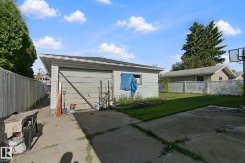 8508 149A Avenue Nw, Edmonton, AB 