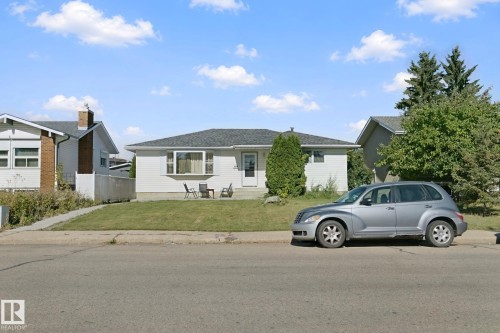 8508 149A Avenue Nw, Edmonton, AB 