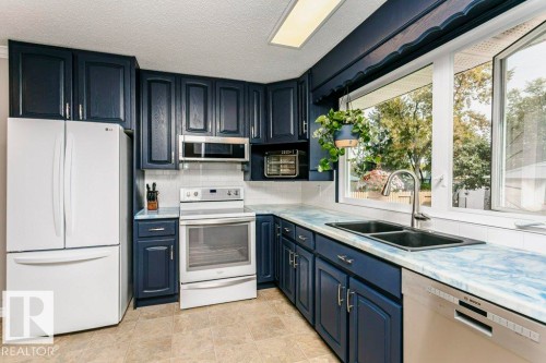 38 Galen Crescent, Sherwood Park, AB 