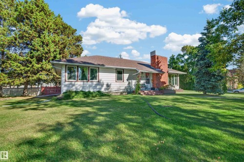5404 52 Avenue   Lamont, AB T0B 2R0