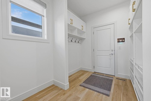 26 Executive Way, St. Albert, AB 