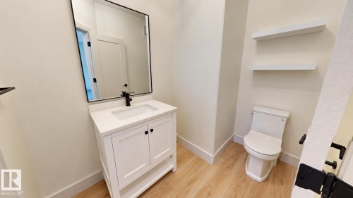 26 Executive Way, St. Albert, AB 