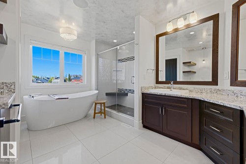 26 Executive Way, St. Albert, AB 