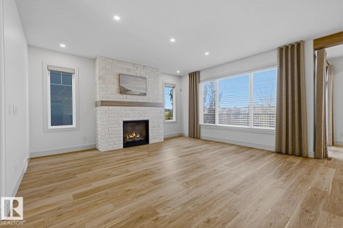 26 Executive Way, St. Albert, AB 