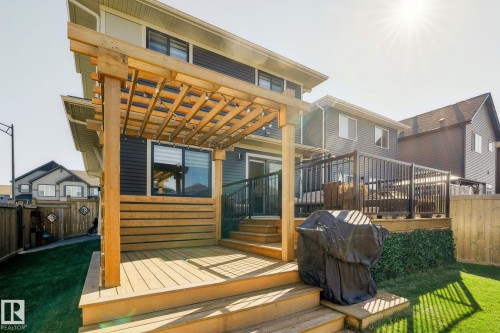 1623 Plum Circle Sw, Edmonton, AB 