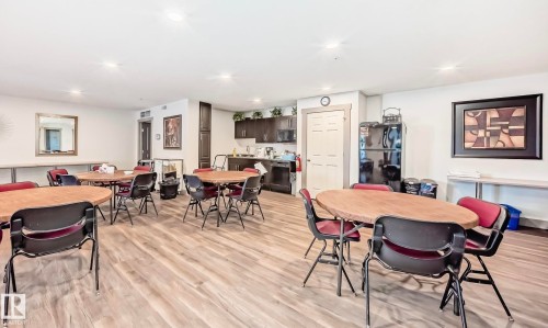 #131 16035 132 St Nw, Edmonton, AB 