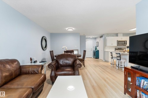 #131 16035 132 St Nw, Edmonton, AB 