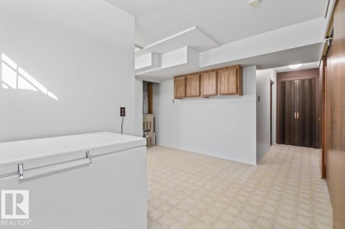 7627 128A Avenue Nw, Edmonton, AB 
